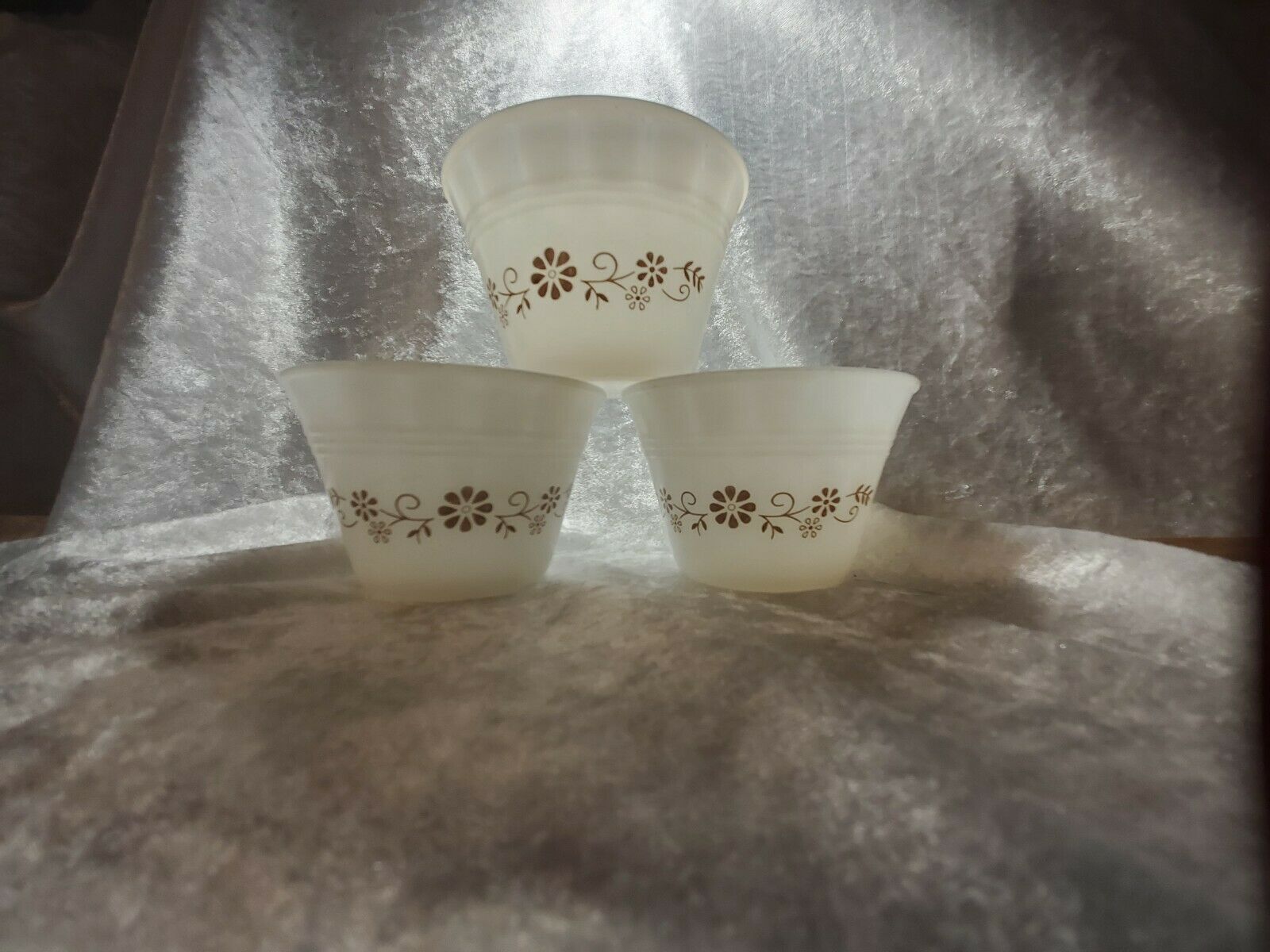 3 Vintage Milk Glass Custard Cup Dynaware Pyr-o-rey Brown Daisy Flower 3 1/2