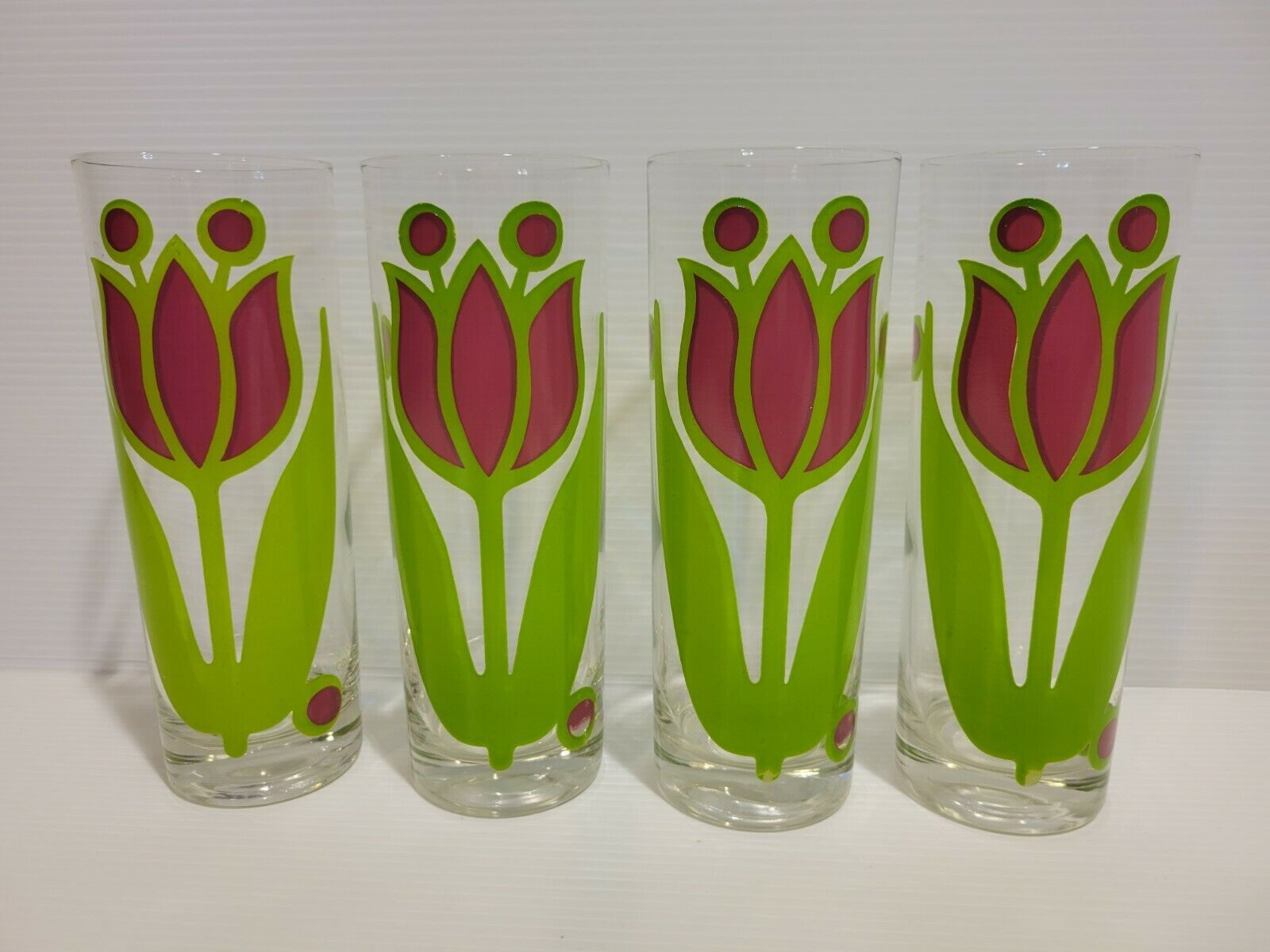 Vintage 4pc COLONY TULIP PINK AND GREEN TUMBLERS GLASSES  RETRO