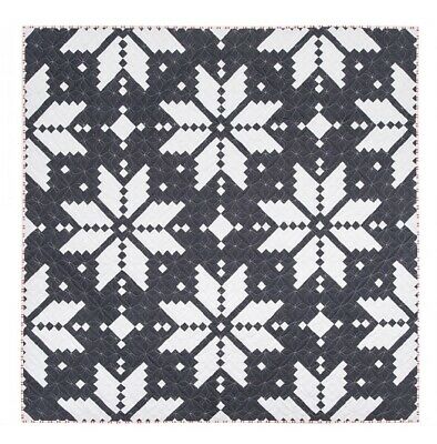 Knitted Star Quilt Pattern by Low & Behold Stitchery